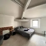 Charming, quiet&central studio